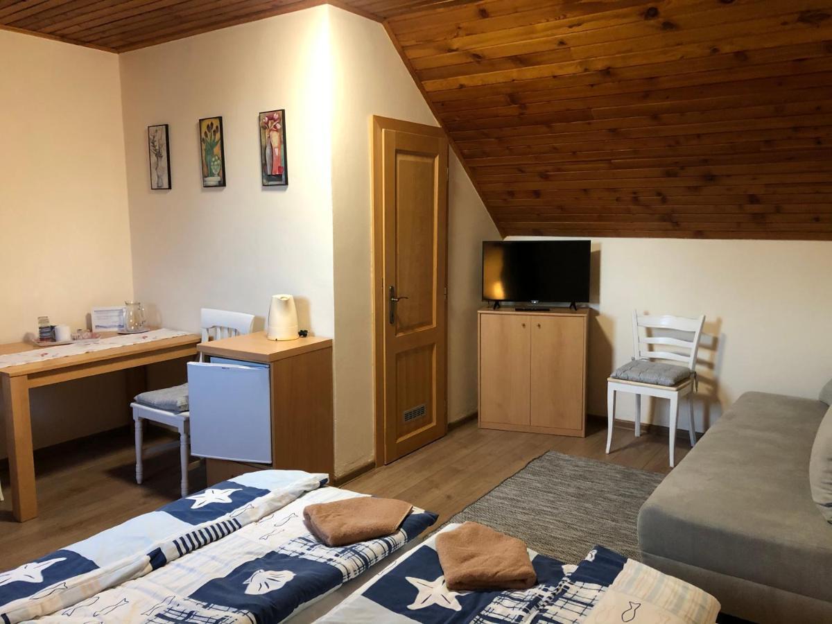 Privát Migáč Vrbov Exterior foto
